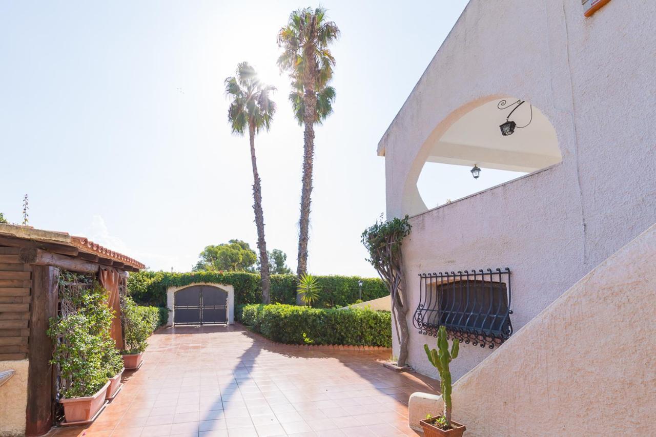 Villa Melisa Fontane Bianche Exteriör bild